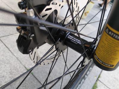 美利達(dá)公爵300S 24款 優(yōu)雅精致，暢享騎行樂(lè)趣